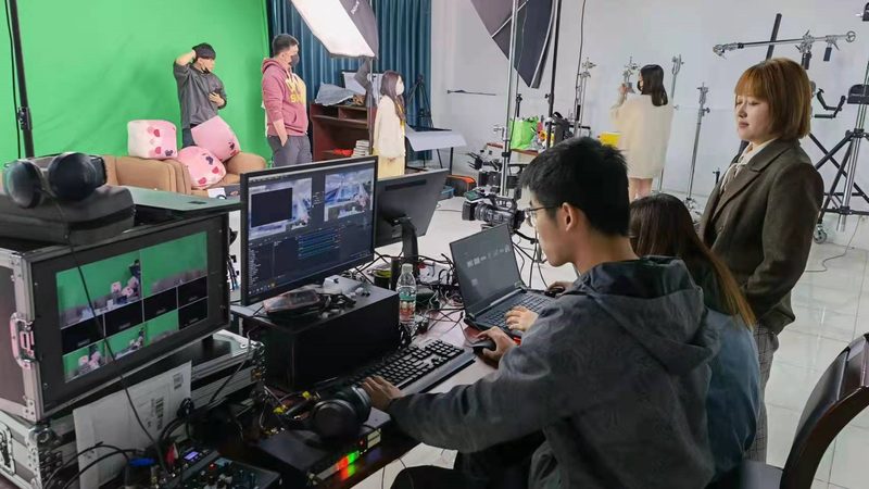 揭秘文化传媒公司主要收入来源：揭秘背后的盈利之道**